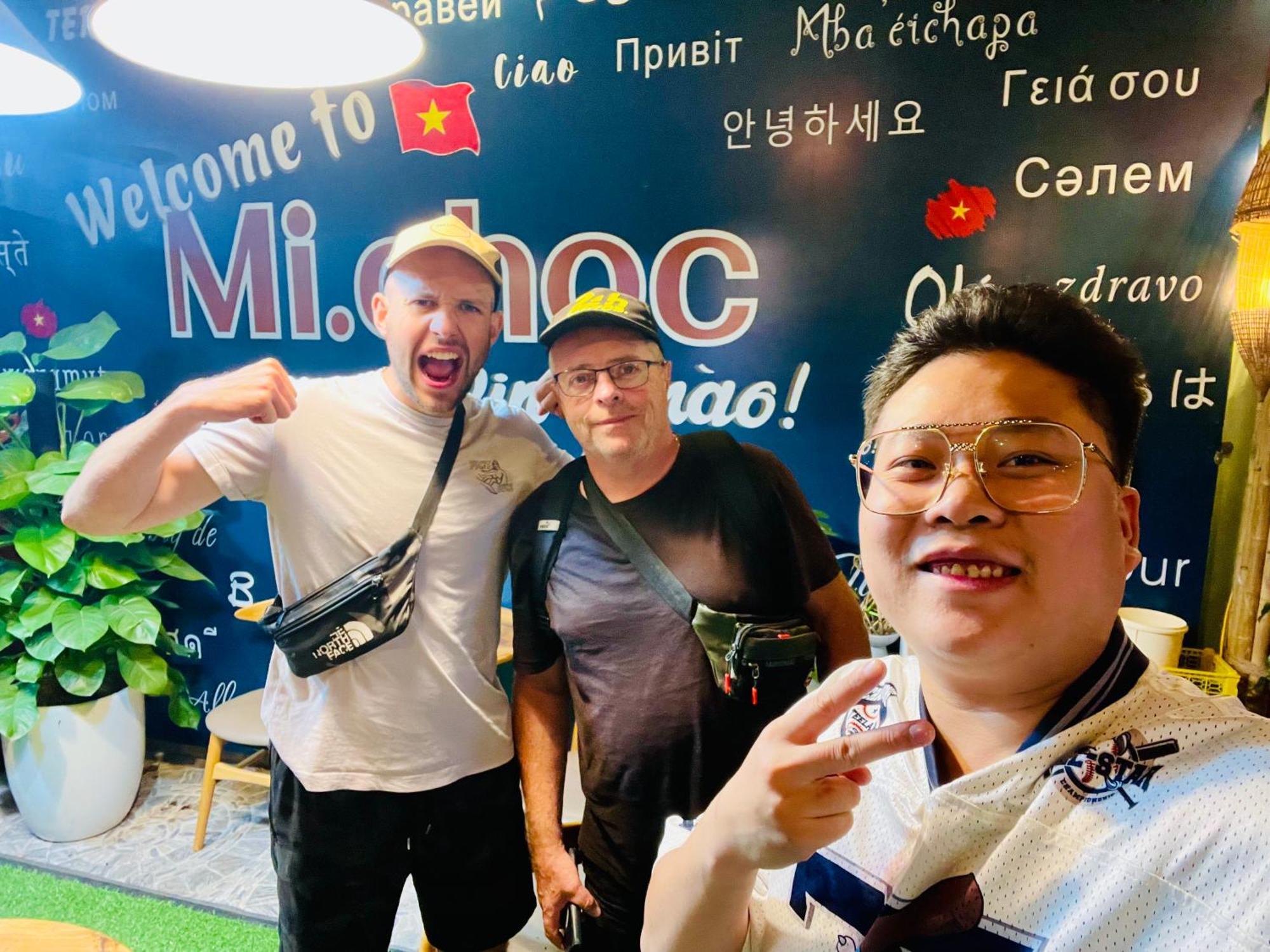 Michoc Homestay - Hostel Нин Бин Екстериор снимка