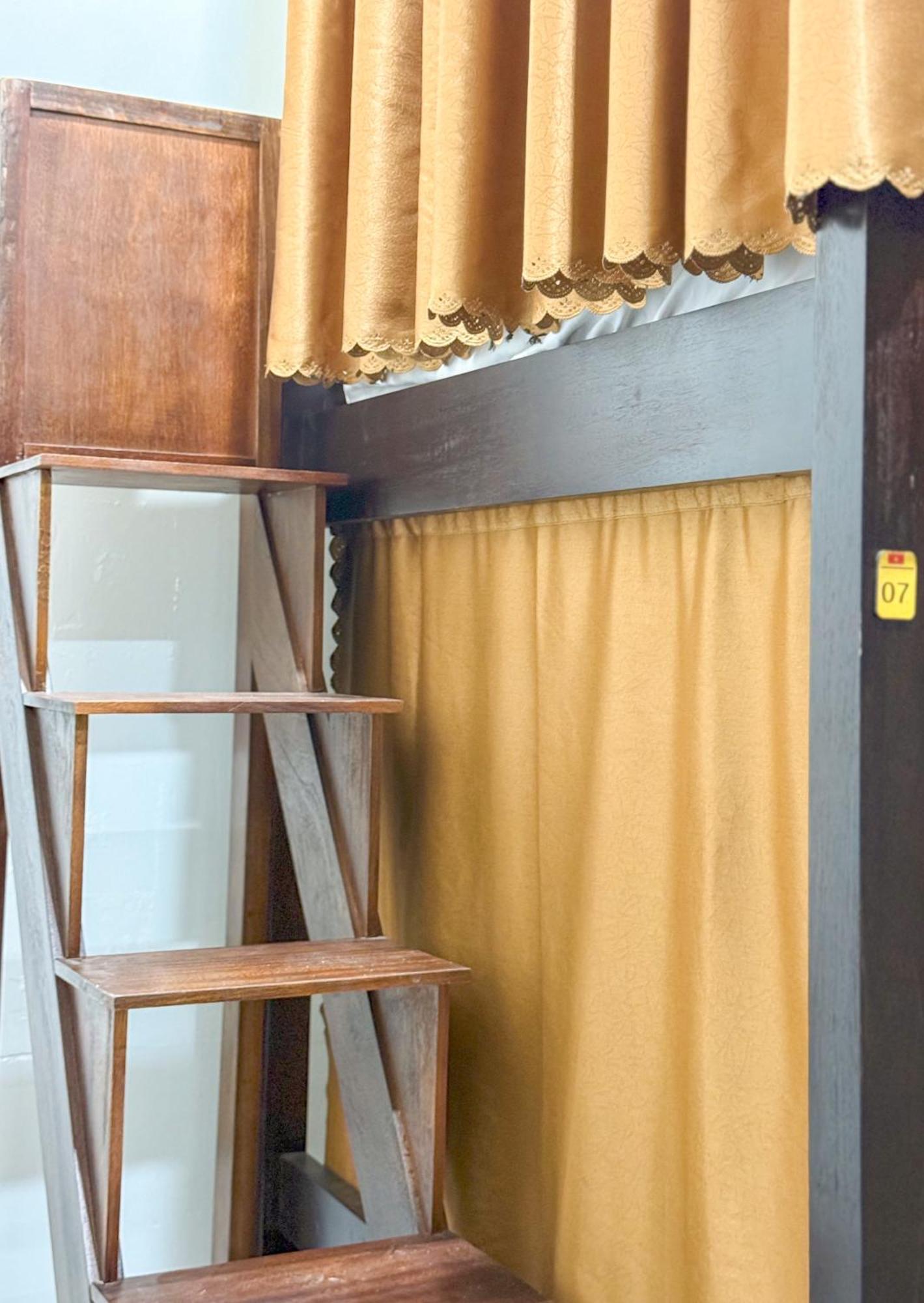 Michoc Homestay - Hostel Нин Бин Екстериор снимка