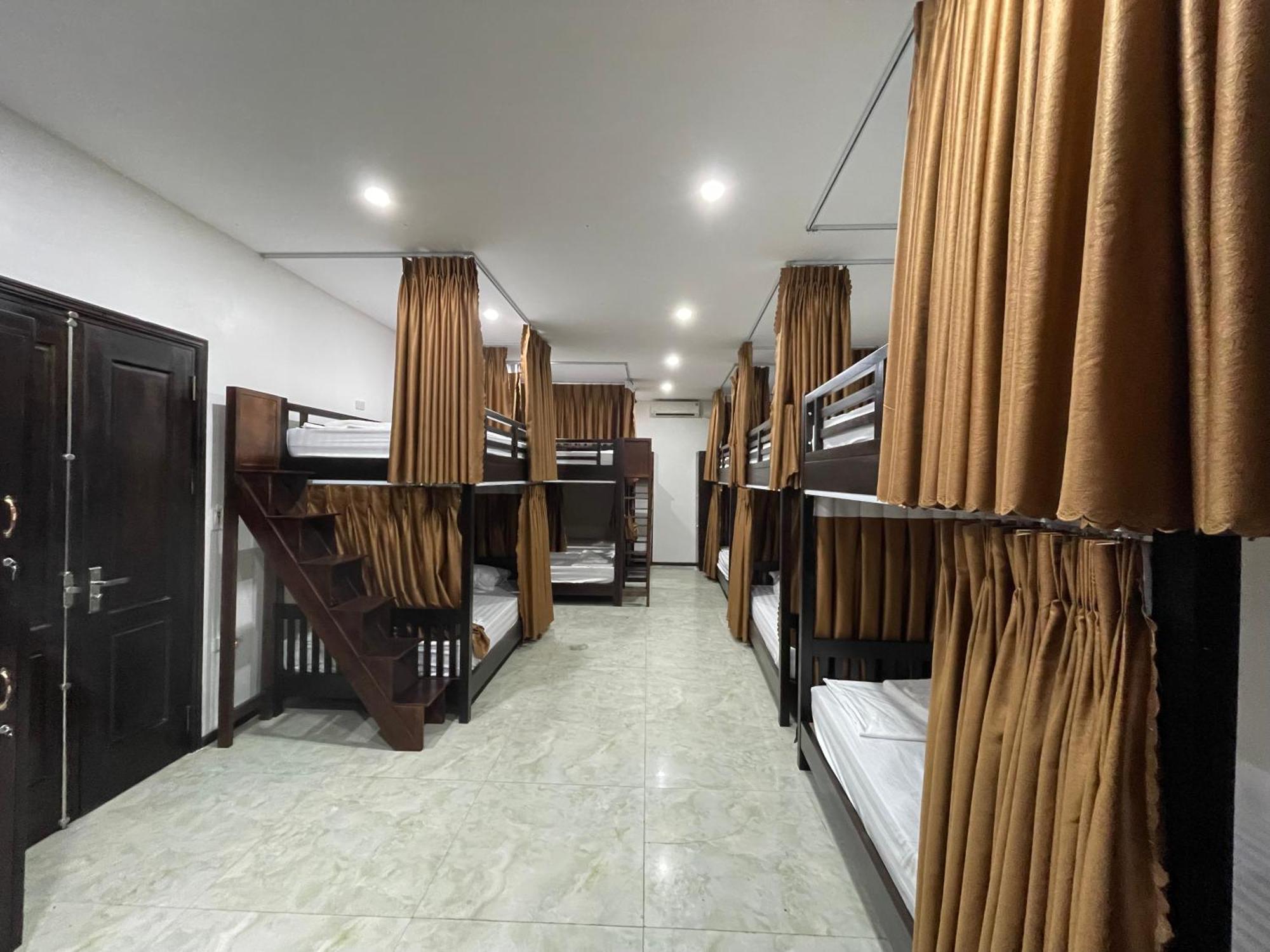 Michoc Homestay - Hostel Нин Бин Екстериор снимка